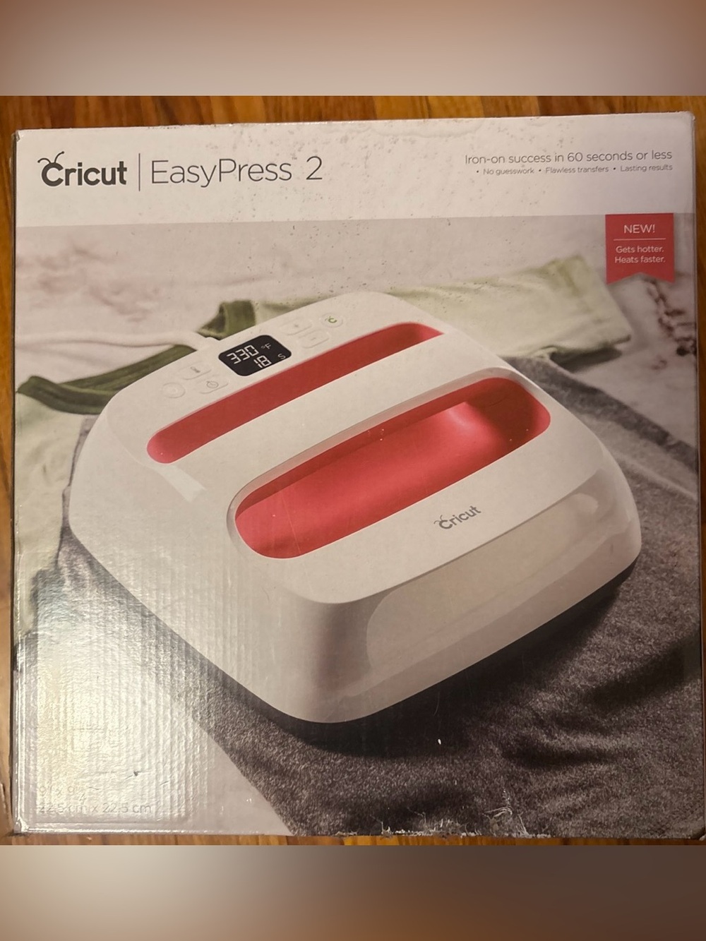 Cricut EasyPress 2 - 9x9in - Raspberry